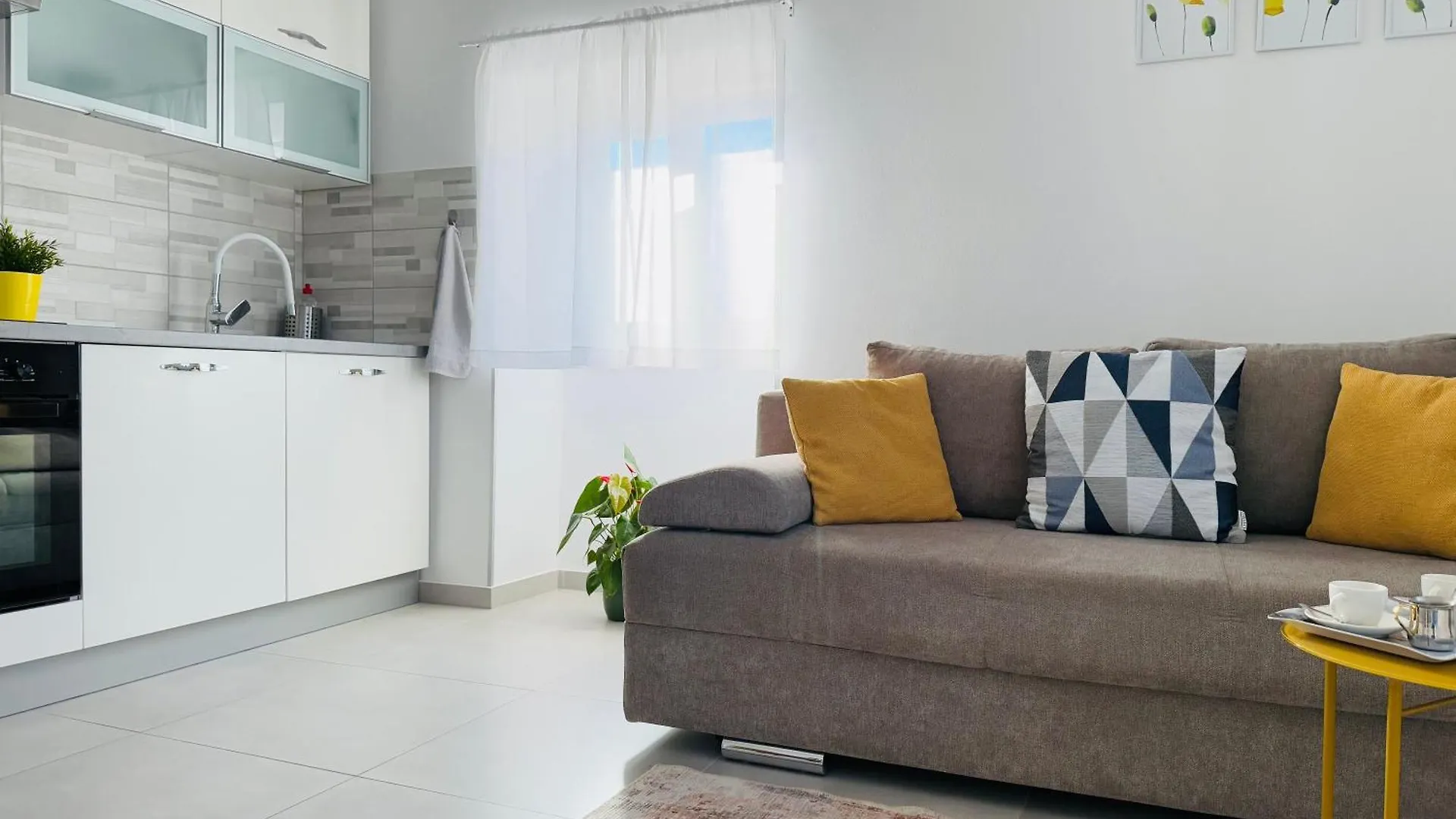 Apartment Erika - For 2 Near The Beach location